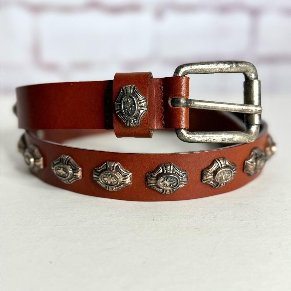 1980s Vintage NEIMAN MARCUS Brown Leather Pewter Cowgirl Conch Belt Size Large - Picture 5 of 16